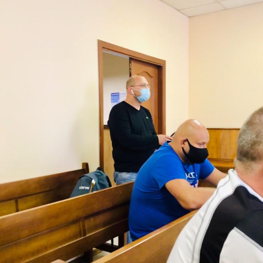 Ошеровский Андрей и Николаенко Петр в зале суда Ошерoвский Андрей и Николаенко Петр в зале суда